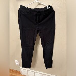 Old Navy Pixie Pant, High-Rise, Never Fade, Size 6, Navy color!